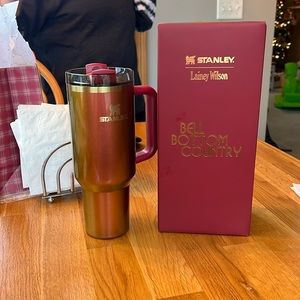 Lainey Wilson BRAND NEW Stanley